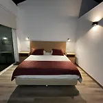 Local Monte Horeb Hostel Nadadouro