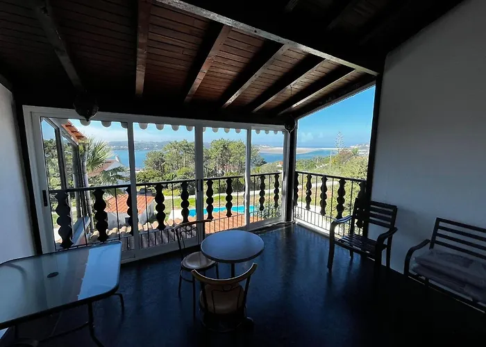 Local Monte Horeb אכסניה