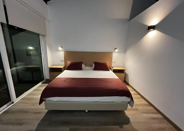 Local Monte Horeb אכסניה Nadadouro